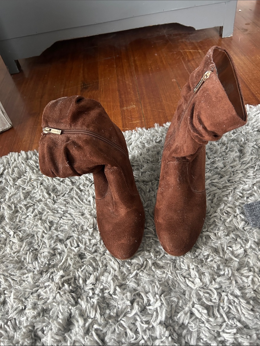 Women's Brown Suede Slouch Boot with Side Zip